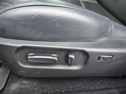 Used 2023 Toyota Tacoma Limited image 12