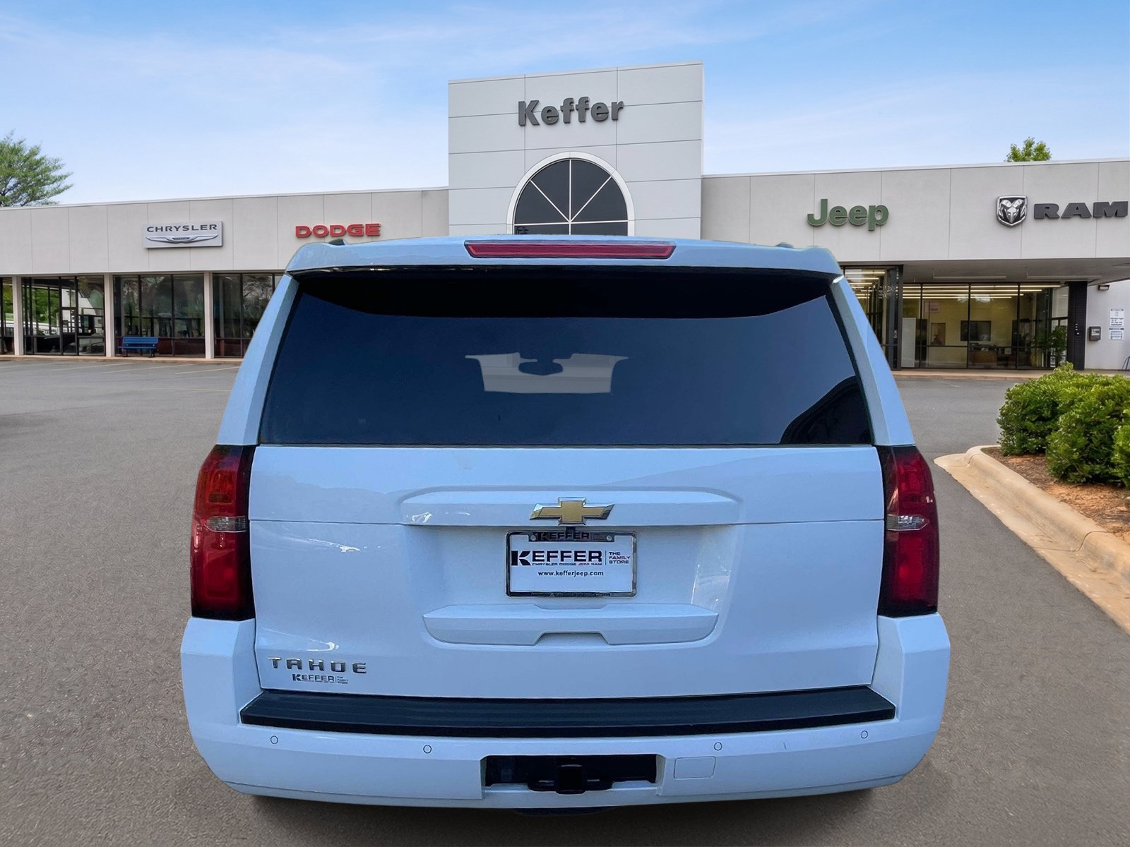 Used 2020 Chevrolet Tahoe LS w/ Max Trailering Package AWD/4WD image 5