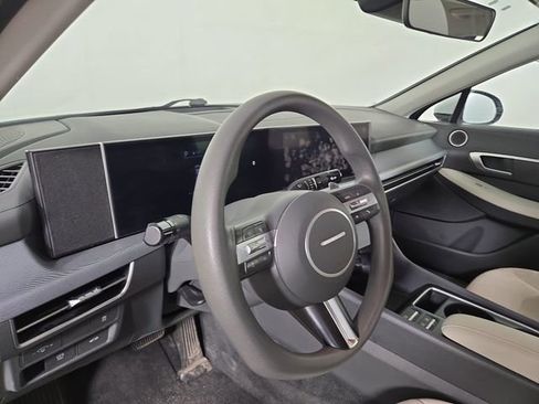 Used 2024 Hyundai Sonata SEL FWD image 12