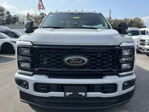 New 2026 Ford F250 Lariat w/ Black Appearance Package image 2