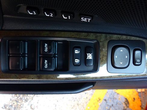 Used 2011 Lexus IS 250C w/ Luxury Pkg image 26