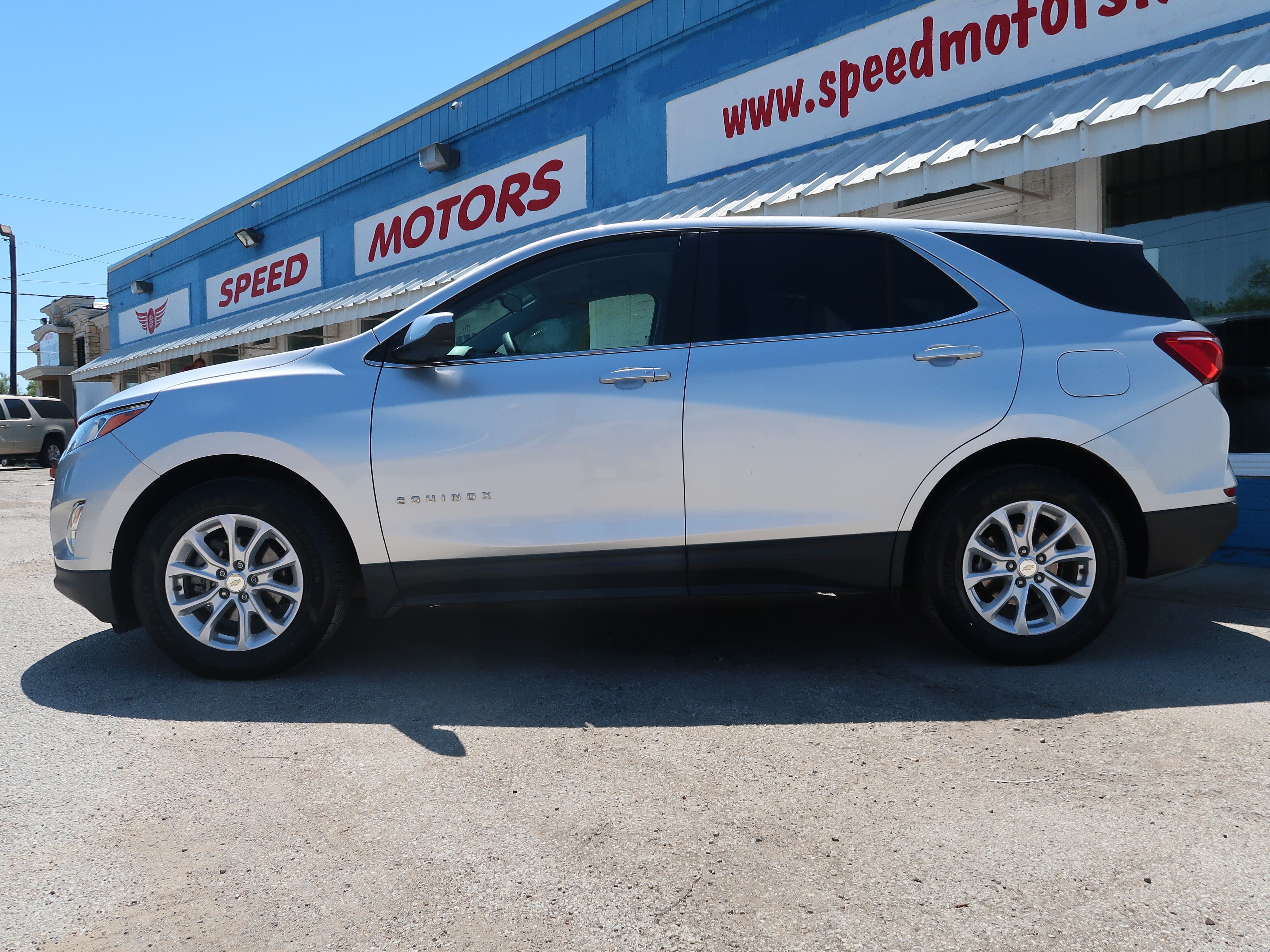 Used 2021 Chevrolet Equinox LT FWD image 3