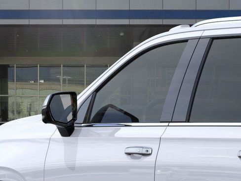 New 2026 Chevrolet Suburban Premier w/ Sun And Tow Package RWD image 12