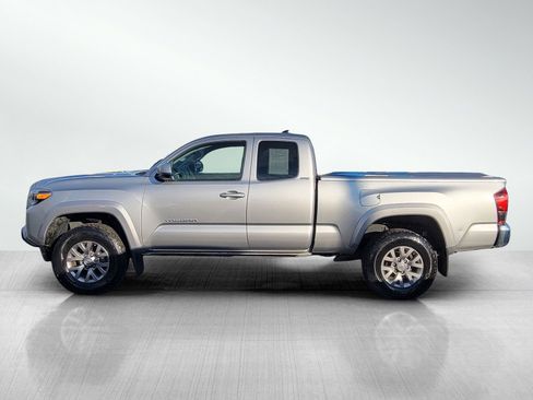 Used 2018 Toyota Tacoma SR5 image 8