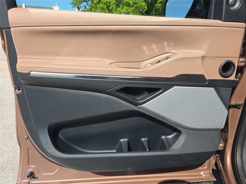 New 2026 Lincoln Navigator L Black Label AWD/4WD image 18