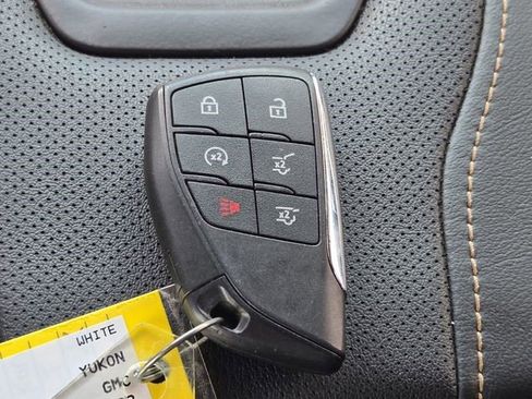 Certified 2022 GMC Yukon AT4 AWD/4WD image 26