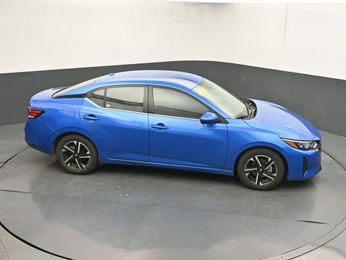 Used 2024 Nissan Sentra SV FWD image 15