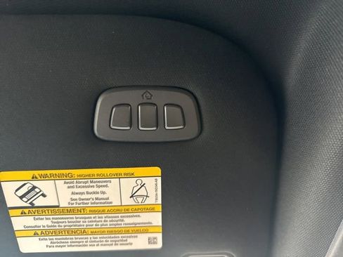 Used 2024 Ford F250 Lariat w/ Chrome Package image 62