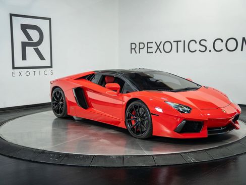 Used 2016 Lamborghini Aventador LP 700-4 AWD/4WD image 10