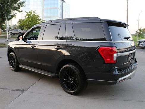 Used 2024 Ford Expedition XLT AWD/4WD image 5
