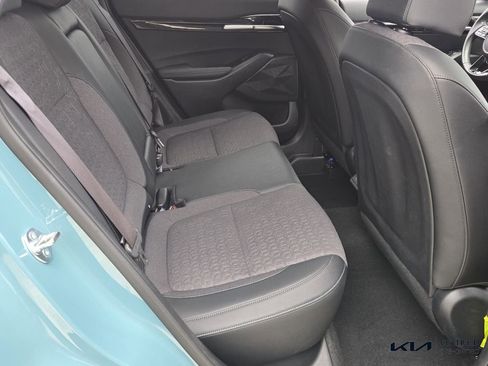 Certified 2025 Kia Seltos S FWD image 16