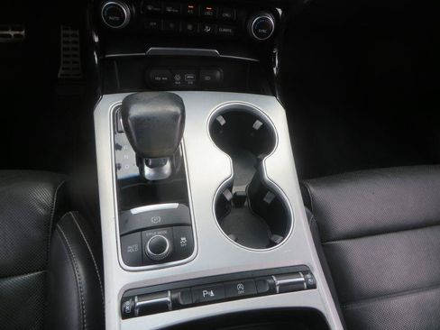 Used 2018 Kia Stinger GT2 RWD image 19