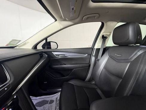 Used 2019 Cadillac XT5 Luxury FWD image 22