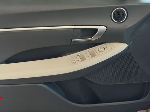 Used 2025 Hyundai Sonata SEL image 18