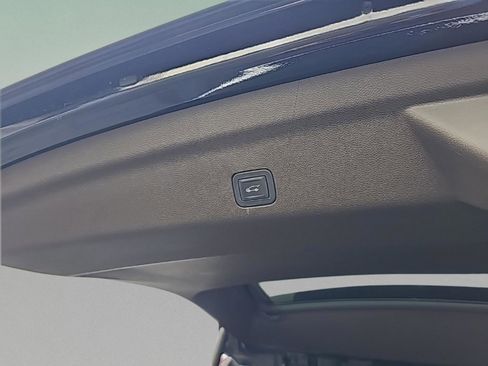 Used 2023 Chevrolet Tahoe LT image 35