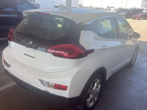 Used 2021 Chevrolet Bolt LT FWD image 19