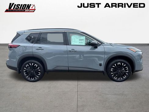 New 2026 Nissan Rogue SV image 4