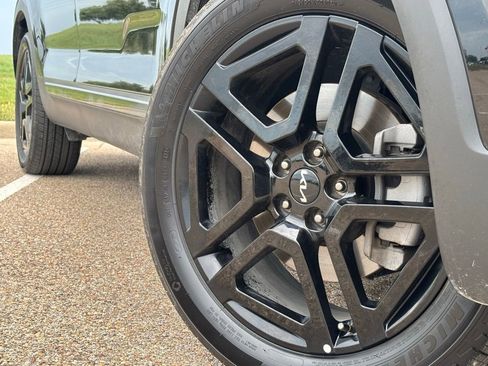 Used 2024 Kia Telluride SX Prestige X-Line AWD/4WD image 2