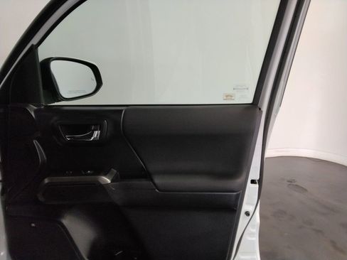 Used 2019 Toyota Tacoma TRD Pro image 42