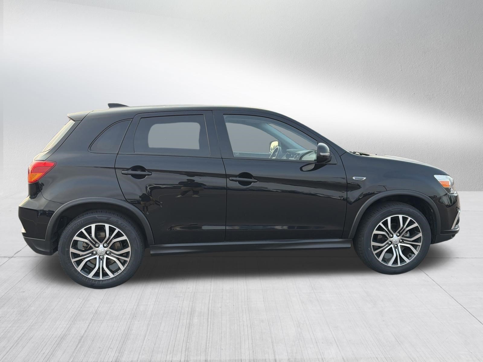 Used 2019 Mitsubishi Outlander Sport SE FWD image 8