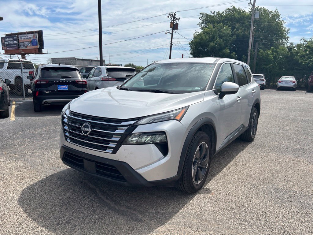 Used 2024 Nissan Rogue SV FWD image 6