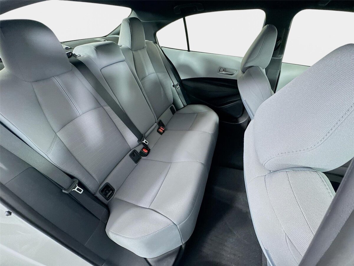Used 2024 Toyota Corolla SE FWD image 24