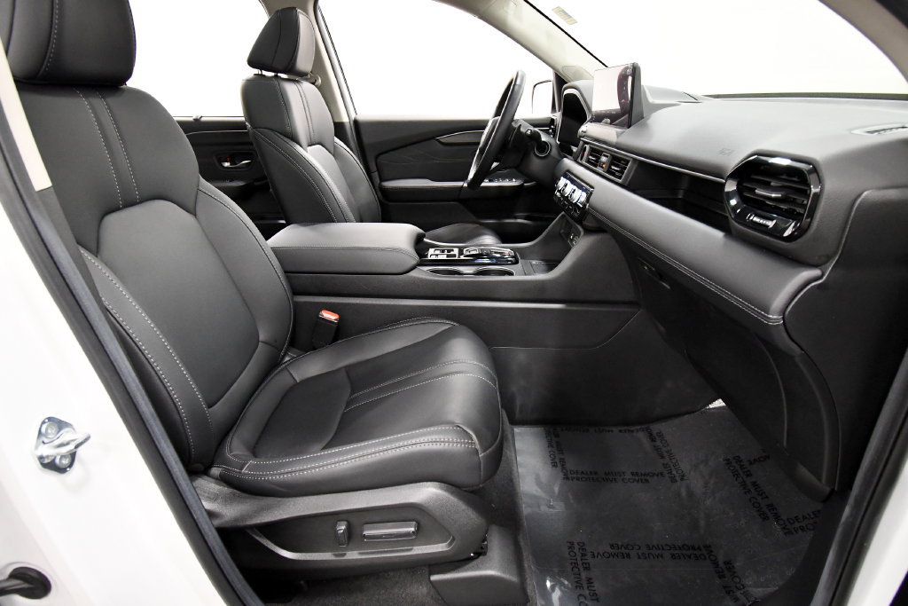 Certified 2026 Honda Pilot Touring image 19