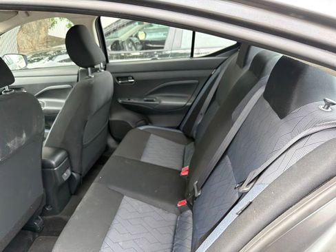Used 2025 Nissan Versa SV FWD image 3
