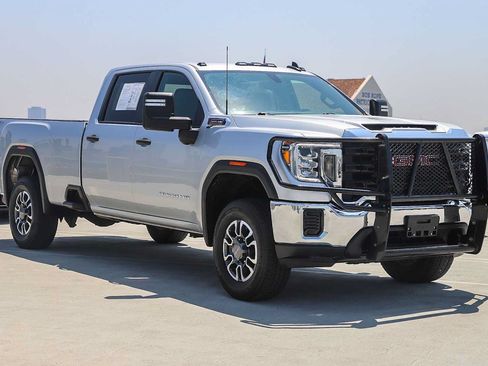 Used 2021 GMC Sierra 3500 4x4 Crew Cab w/ Gooseneck/5TH Wheel Package image 3