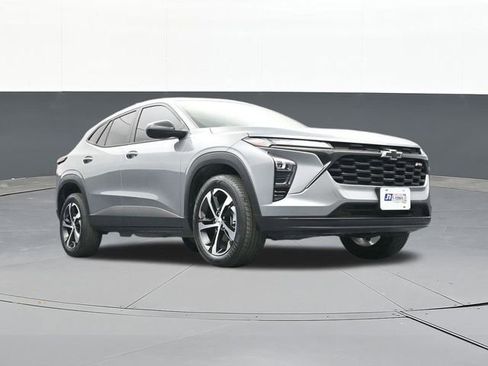 Used 2024 Chevrolet Trax RS w/ Driver Confidence Package image 49