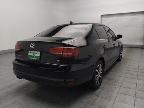 Used 2018 Volkswagen Jetta SE FWD image 9