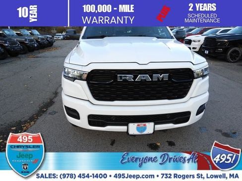 New 2026 RAM 1500 Big Horn AWD/4WD image 9