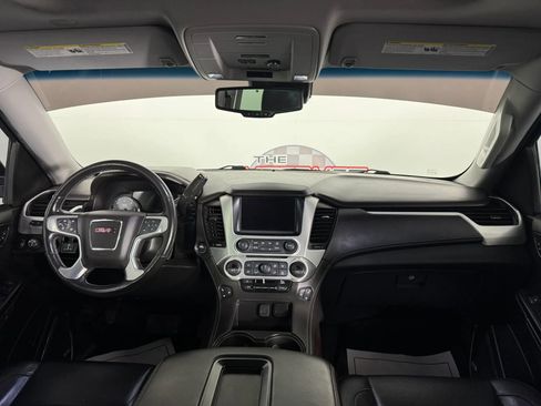 Used 2020 GMC Yukon SLT w/ Graphite Performance Edition image 11