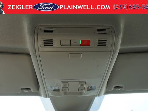 Used 2023 Volkswagen Tiguan SE AWD/4WD image 29