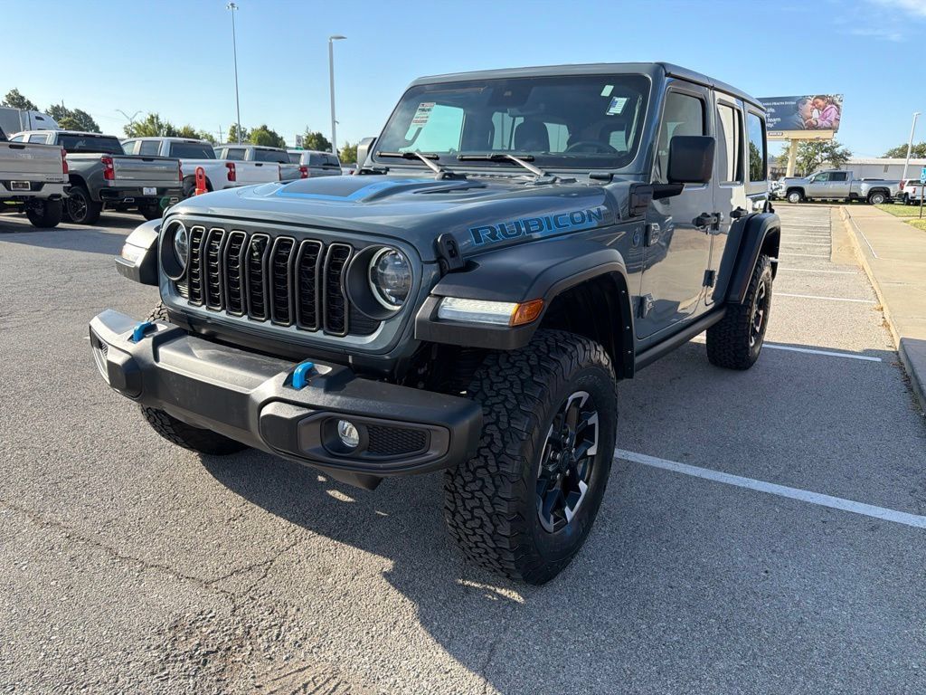 Used 2024 Jeep Wrangler Unlimited Rubicon 4xe w/ Technology Group AWD/4WD image 7