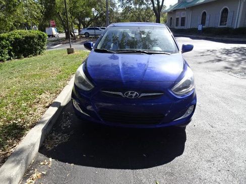 Used 2014 Hyundai Accent GLS w/ Option Group 2 image 4