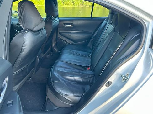 Used 2022 Toyota Corolla SE w/ SE Premium Package FWD image 13