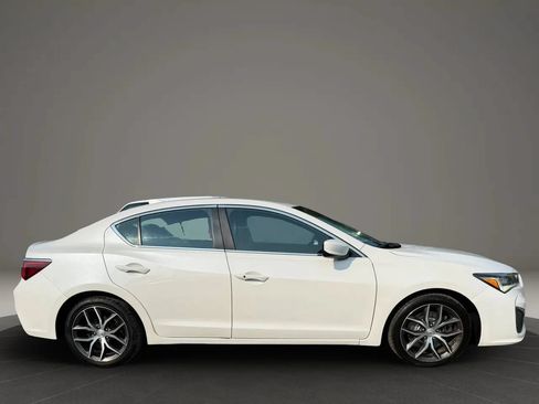 Used 2021 Acura ILX w/ Premium Package FWD image 4