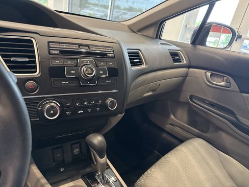 Used 2014 Honda Civic LX image 17
