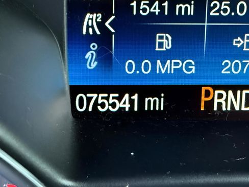 Used 2017 Ford Escape SE AWD/4WD image 26