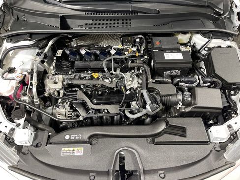 Certified 2024 Toyota Corolla LE image 9