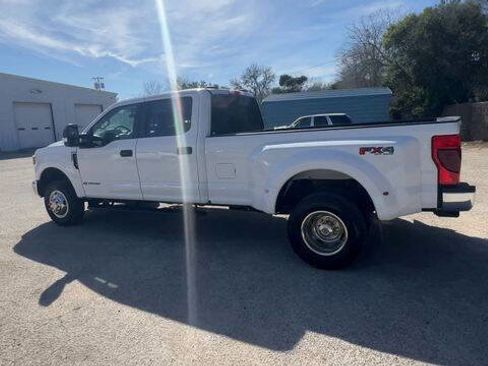 Used 2021 Ford F350 XLT w/ FX4 Off-Road Package image 6