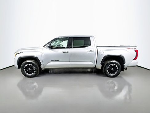 Used 2022 Toyota Tundra SR5 image 2