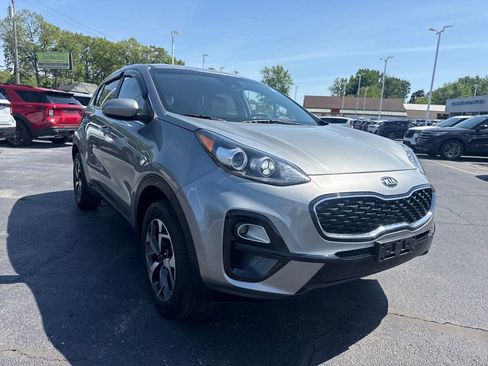 Used 2021 Kia Sportage LX AWD/4WD image 4