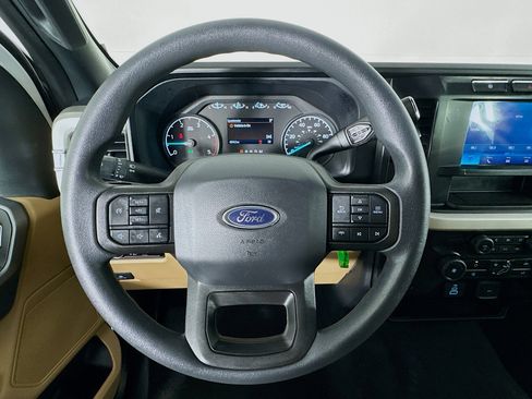 Used 2024 Ford F350 XLT image 11