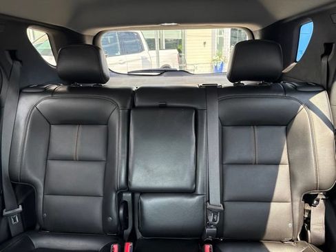 Used 2022 Chevrolet Equinox Premier FWD image 13