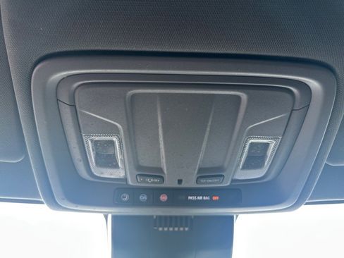 Used 2024 GMC Sierra 1500 Pro w/ Pro Value Package image 17