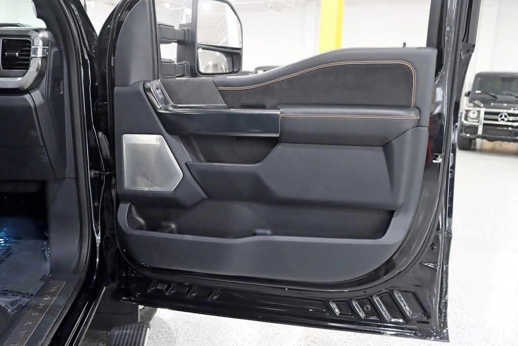 Used 2024 Ford F350 Platinum AWD/4WD image 40