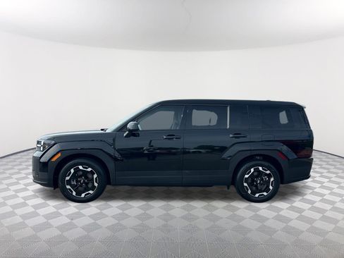 Used 2025 Hyundai Santa Fe SE AWD/4WD image 8
