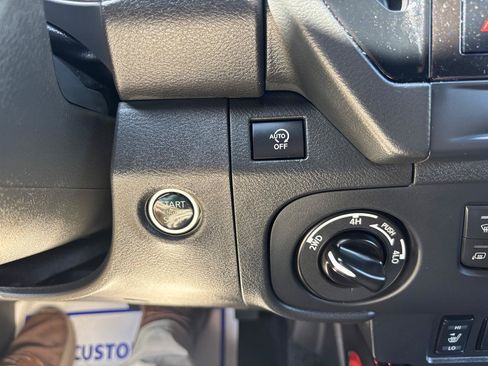 Used 2025 Nissan Frontier PRO-4X w/ Pro Convenience Package AWD/4WD image 21